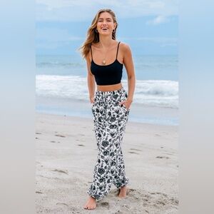 CUPSHE Black & White Floral Elastic Tapered Leg Pants L